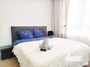 Студия квартира, посуточно, 30м2, 5/17 этаж