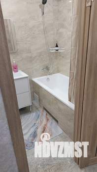 1-к квартира, посуточно, 43м2, 9/17 этаж