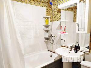 1-к квартира, посуточно, 49м2, 1/1 этаж