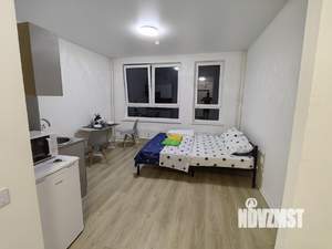 Студия квартира, посуточно, 25м2, 10/17 этаж