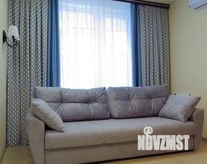 1-к квартира, посуточно, 40м2, 2/17 этаж
