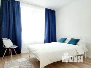 1-к квартира, посуточно, 35м2, 4/10 этаж