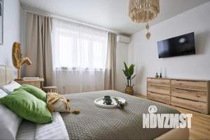 1-к квартира, посуточно, 42м2, 1/1 этаж