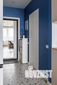 Студия квартира, посуточно, 27м2, 10/18 этаж