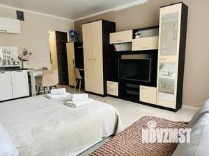 Студия квартира, посуточно, 28м2, 7/17 этаж