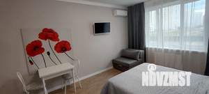 Студия квартира, посуточно, 25м2, 2/17 этаж