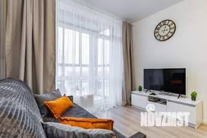 1-к квартира, посуточно, 38м2, 10/17 этаж