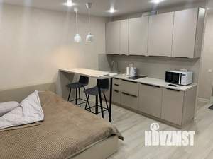 Студия квартира, посуточно, 28м2, 12/17 этаж