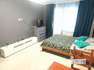 Студия квартира, посуточно, 28м2, 12/17 этаж