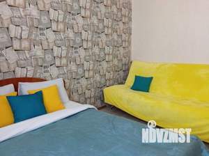 2-к квартира, посуточно, 50м2, 1/1 этаж