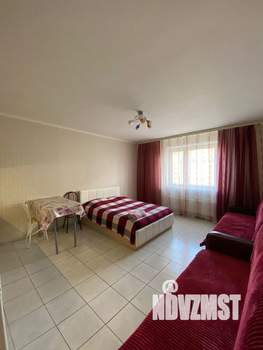 Студия квартира, посуточно, 30м2, 10/17 этаж