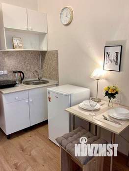 Студия квартира, посуточно, 18м2, 1/17 этаж
