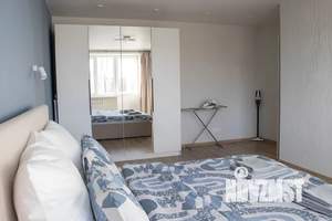 1-к квартира, посуточно, 46м2, 7/9 этаж