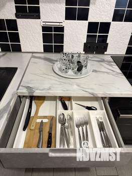 Студия квартира, посуточно, 28м2, 10/17 этаж