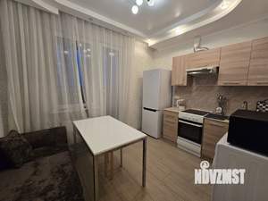 1-к квартира, посуточно, 38м2, 8/17 этаж