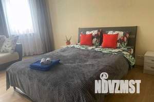 1-к квартира, посуточно, 42м2, 9/9 этаж