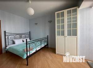 3-к квартира, посуточно, 87м2, 1/1 этаж