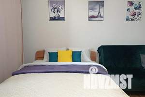 1-к квартира, посуточно, 42м2, 3/16 этаж