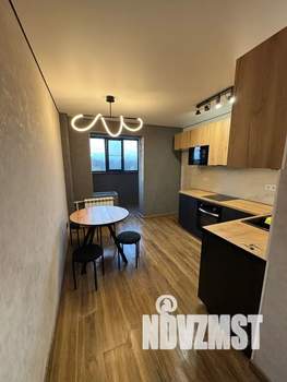 1-к квартира, посуточно, 38м2, 8/17 этаж