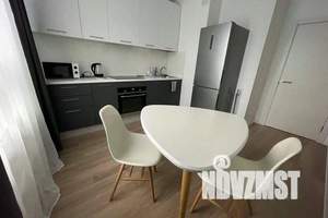 1-к квартира, посуточно, 35м2, 13/20 этаж