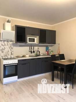 Студия квартира, посуточно, 28м2, 10/17 этаж
