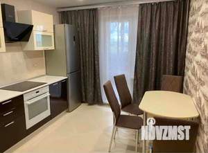 1-к квартира, посуточно, 40м2, 7/17 этаж
