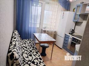 1-к квартира, посуточно, 43м2, 4/10 этаж