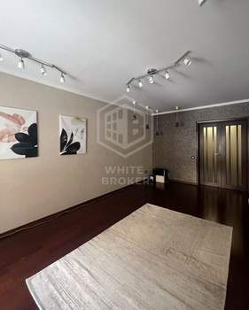 3-к квартира, вторичка, 90м2, 2/10 этаж