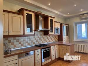 4-к квартира, вторичка, 160м2, 9/10 этаж