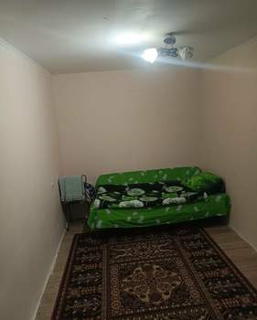 2-к квартира, вторичка, 46м2, 1/9 этаж