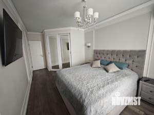 2-к квартира, вторичка, 65м2, 10/17 этаж