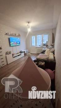 3-к квартира, вторичка, 56м2, 3/5 этаж