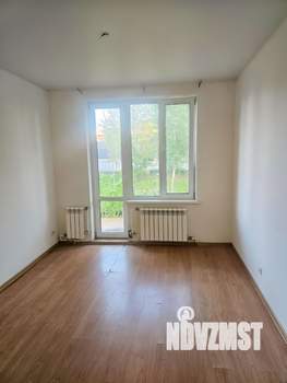 3-к квартира, вторичка, 78м2, 1/3 этаж