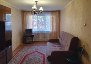 2-к квартира, вторичка, 42м2, 1/5 этаж