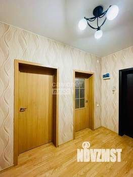 2-к квартира, вторичка, 61м2, 1/3 этаж