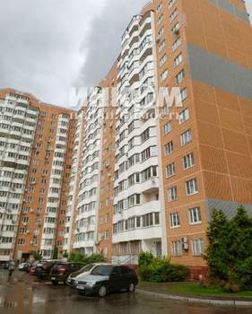 2-к квартира, вторичка, 63м2, 7/14 этаж