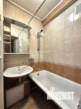 2-к квартира, вторичка, 41м2, 1/5 этаж