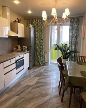 2-к квартира, вторичка, 66м2, 7/17 этаж