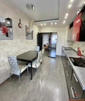 2-к квартира, вторичка, 70м2, 8/10 этаж