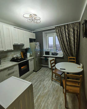 3-к квартира, вторичка, 67м2, 10/10 этаж