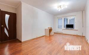 2-к квартира, вторичка, 60м2, 10/18 этаж
