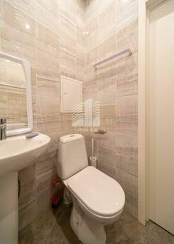 2-к квартира, вторичка, 45м2, 1/4 этаж