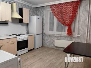 2-к квартира, вторичка, 61м2, 8/18 этаж