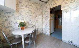 2-к квартира, вторичка, 50м2, 10/10 этаж