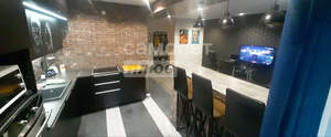 2-к квартира, вторичка, 63м2, 1/10 этаж