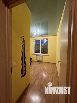 2-к квартира, вторичка, 56м2, 1/3 этаж