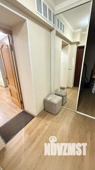 2-к квартира, вторичка, 80м2, 1/10 этаж