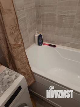 2-к квартира, вторичка, 45м2, 1/4 этаж