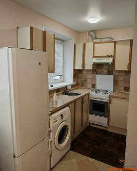 3-к квартира, вторичка, 45м2, 1/4 этаж