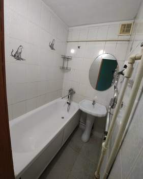 2-к квартира, вторичка, 43м2, 1/5 этаж